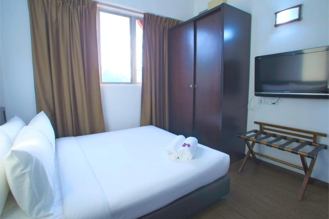 Hotel Pandan Johor Bahru Buitenkant foto