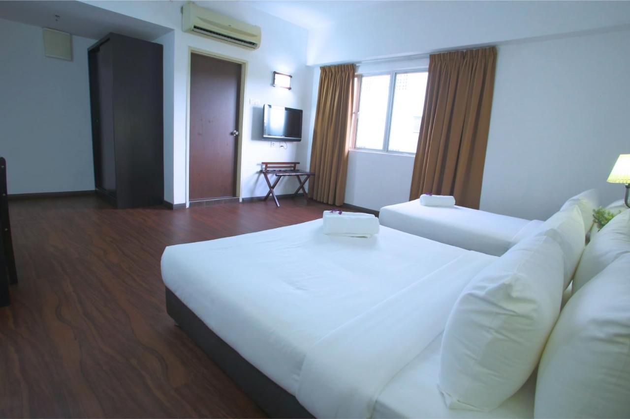 Hotel Pandan Johor Bahru Buitenkant foto