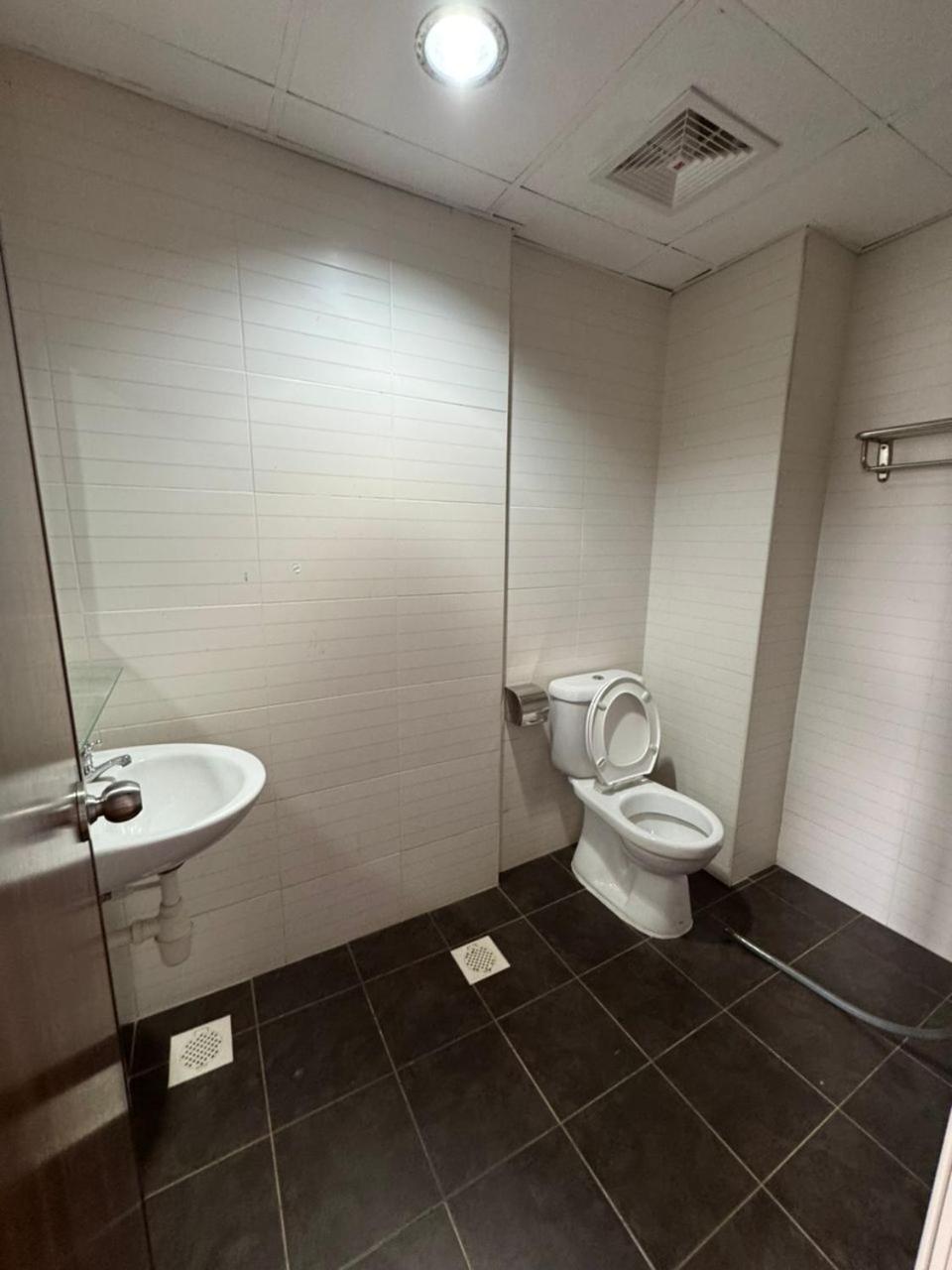 Hotel Pandan Johor Bahru Buitenkant foto